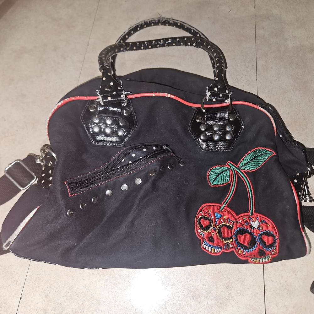 Womens Black Cherry Sugar Skulls Gothic Punk Rockabilly Handbag BANNED Apparel